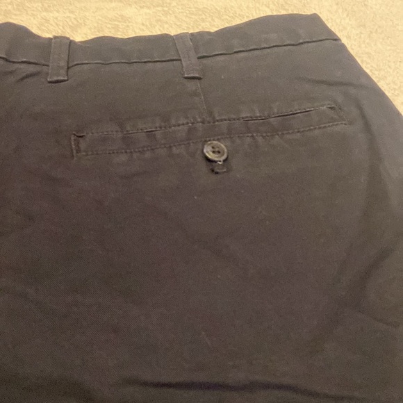NWT GAP Size 38 12” Black Short - Picture 6 of 7